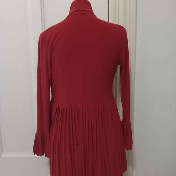 Sharon Max Red Pleated Open Front Cardigan - Picture 5 of 8